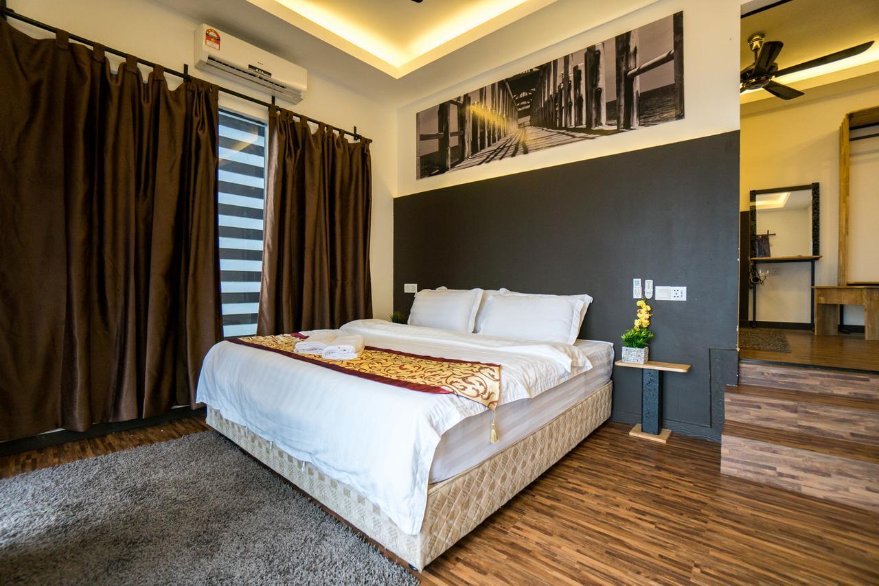 The Barat Tioman Beach Resort Kampong Juara Екстер'єр фото